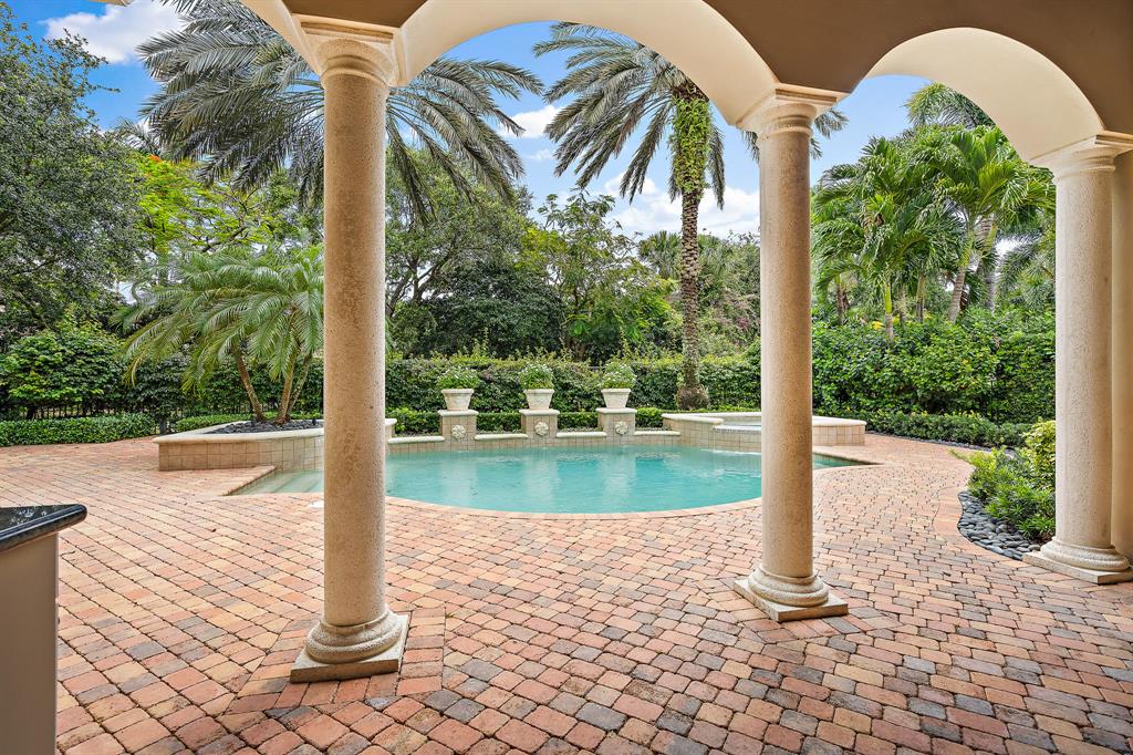 OLD PALM 2 - Residential