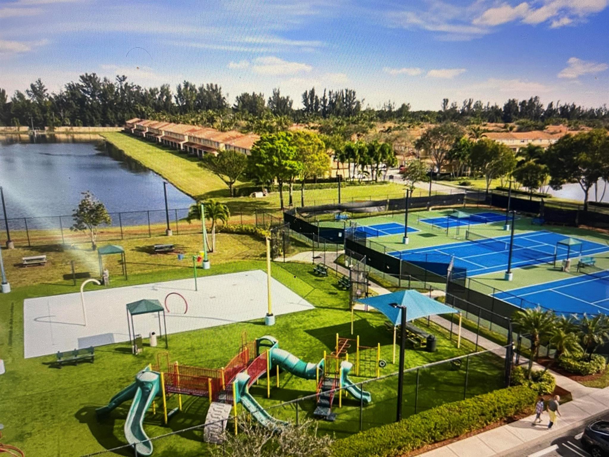 SANDHILL SHORES - Residential