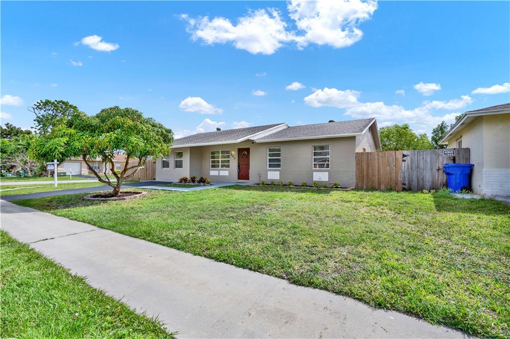 NORTH LAUDERDALE VILLAGE - Residential