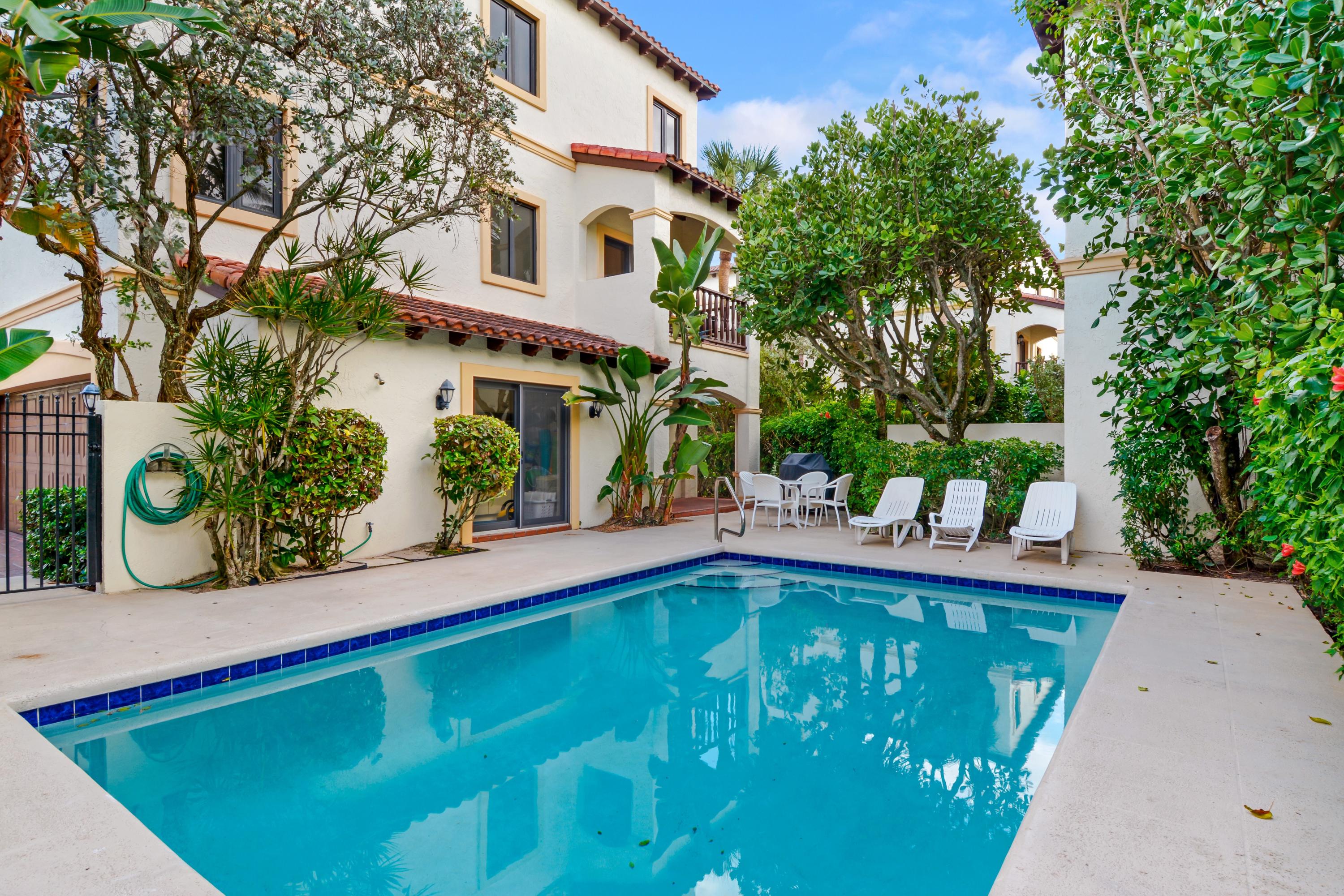 Casa Serena - Residential