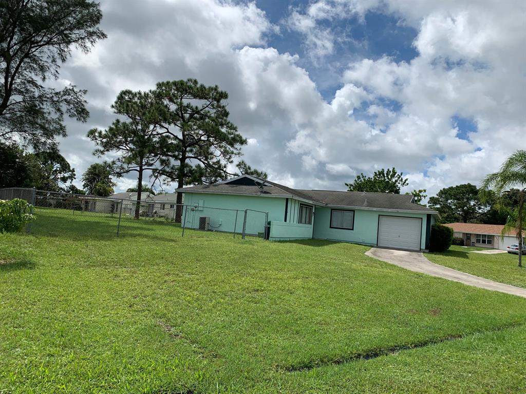 PORT ST LUCIE SECTION 41 - Residential