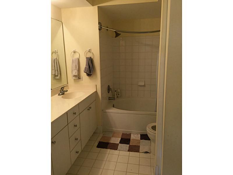 PORTO BELLAGIO CONDO - Residential Lease