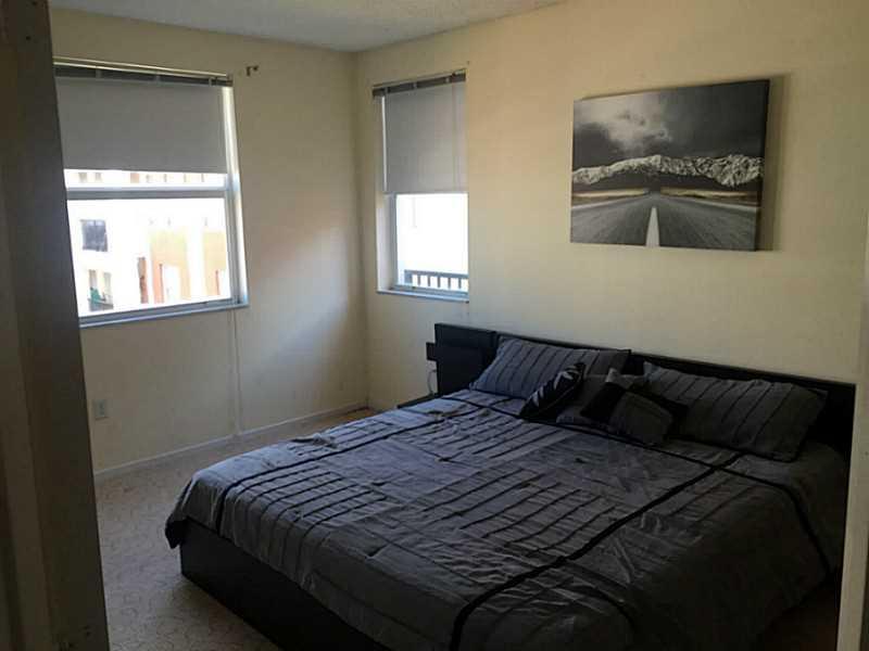 PORTO BELLAGIO CONDO - Residential Lease