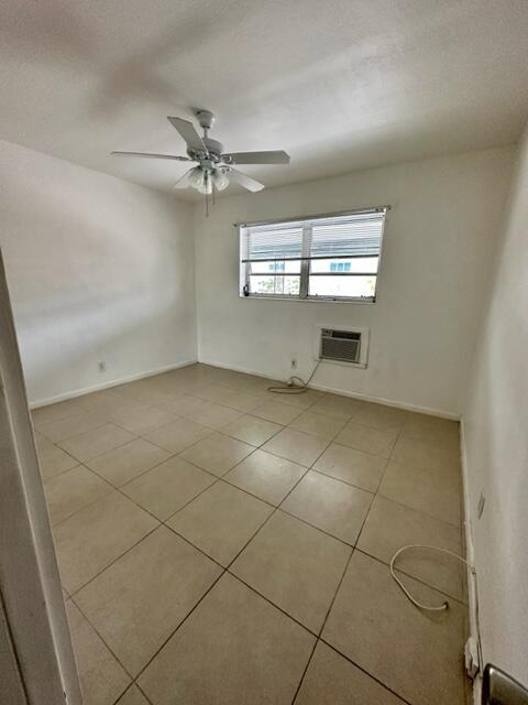 LAKE WORTH TOWN OF - Residential Lease