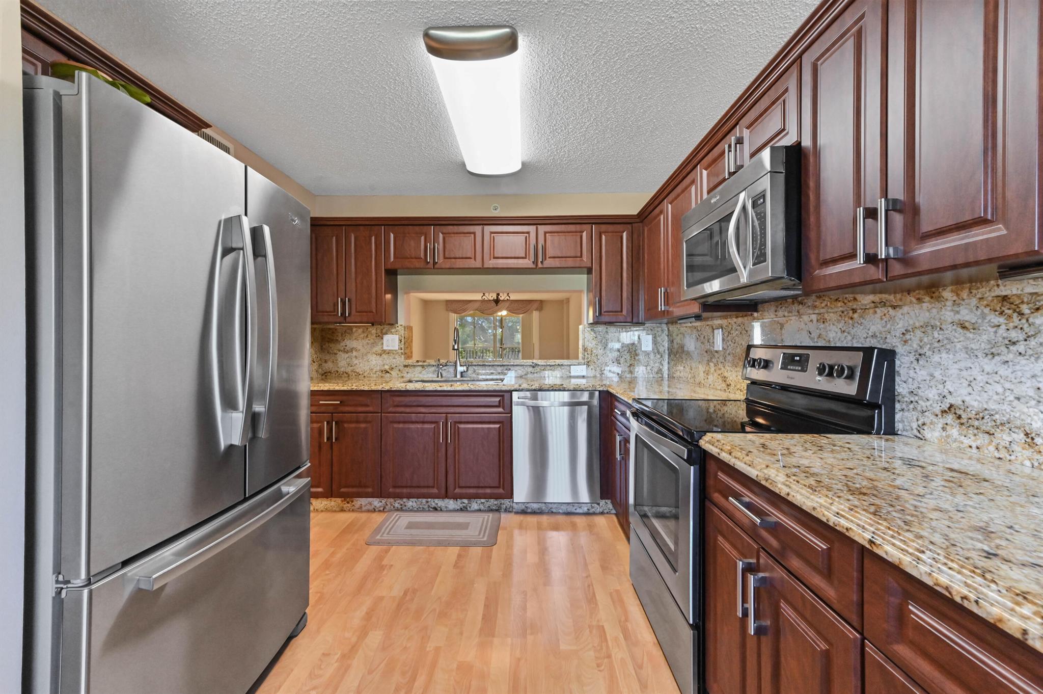 4734 Lucerne Lakes Boulevard E 302