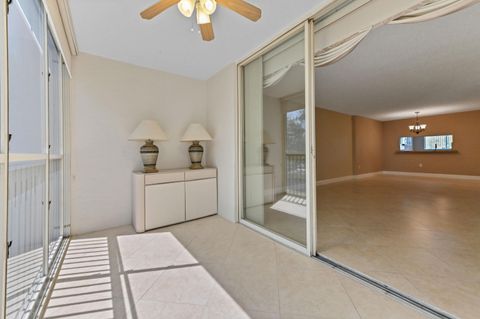 A home in Lake Worth
