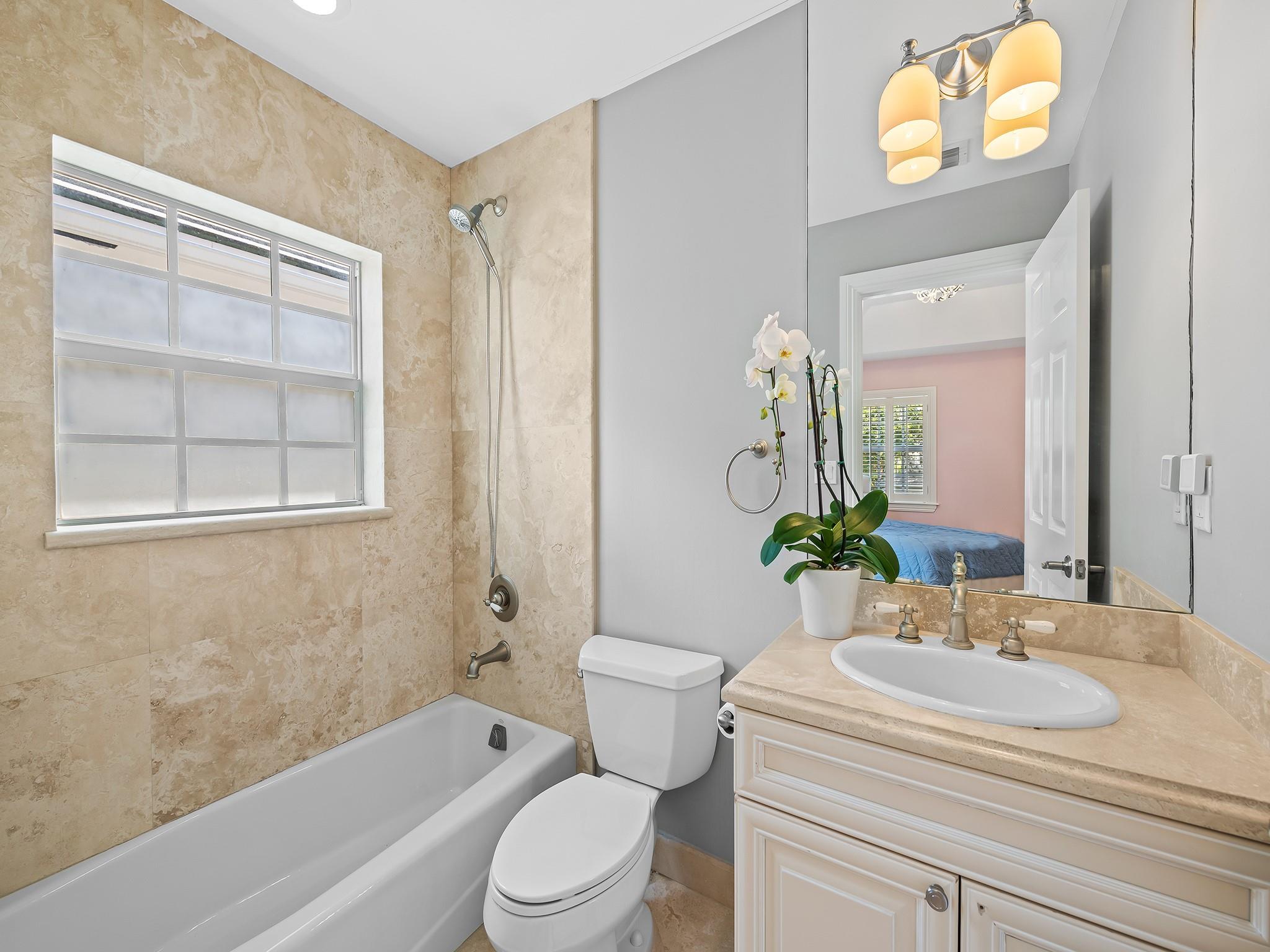 Rio Vista C J Hectors Res - Residential