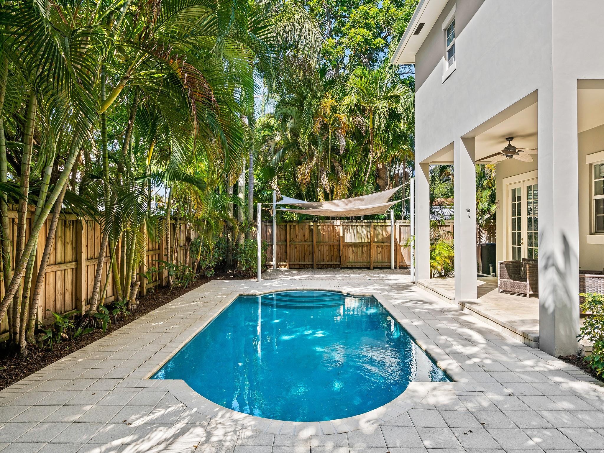 Rio Vista C J Hectors Res - Residential