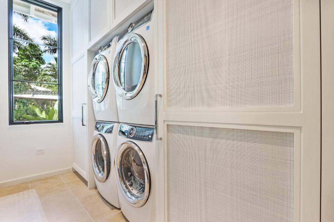 Ocean Terrace - Residential