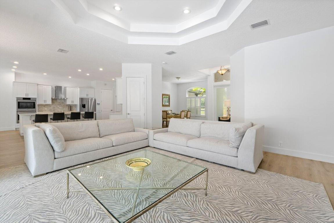 JUPITER RIVER ESTATES - Residential