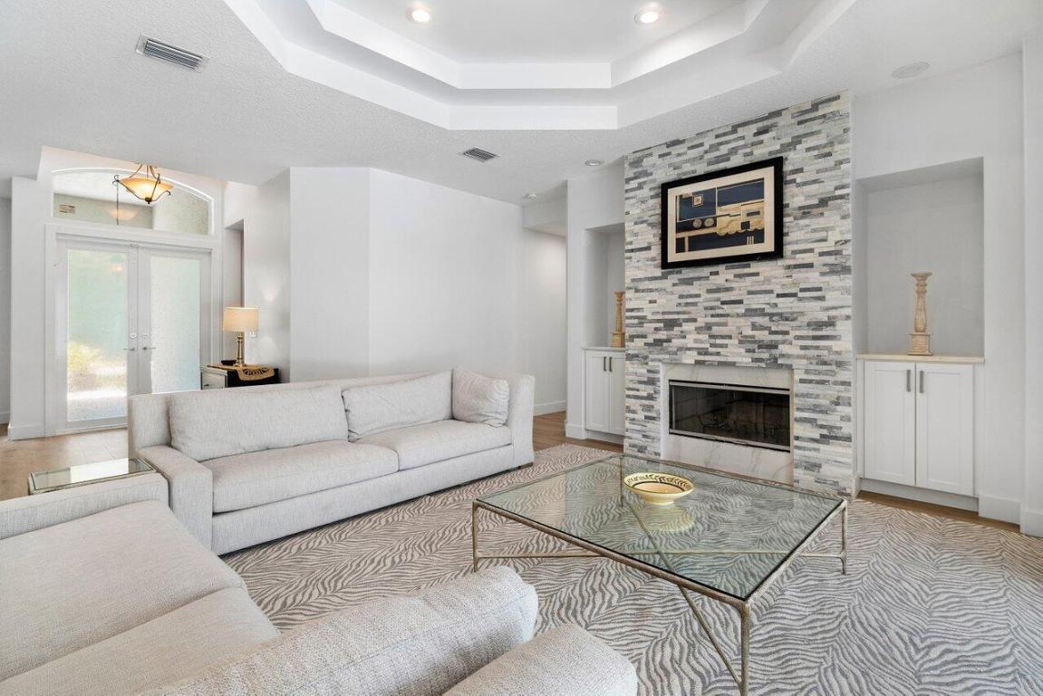 JUPITER RIVER ESTATES - Residential