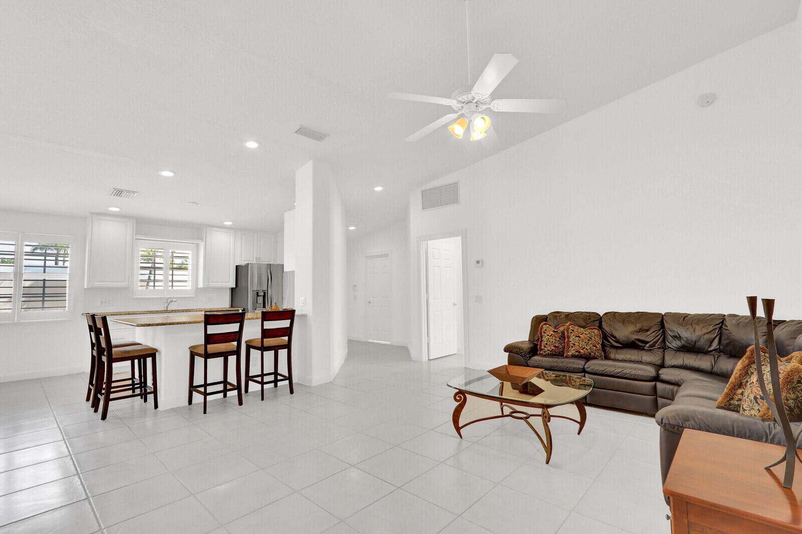 5181 Magnolia Bay Circle