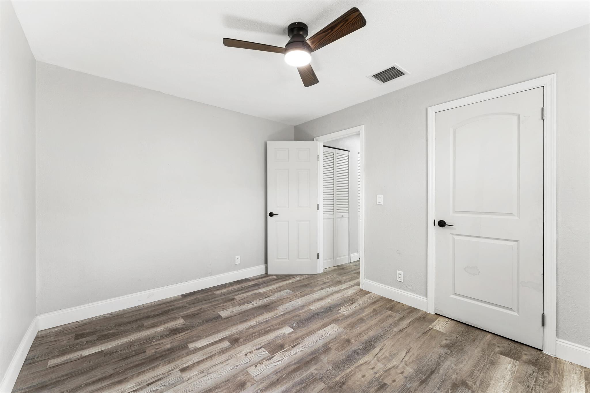 NORTH PALM BCH 2 - Residential