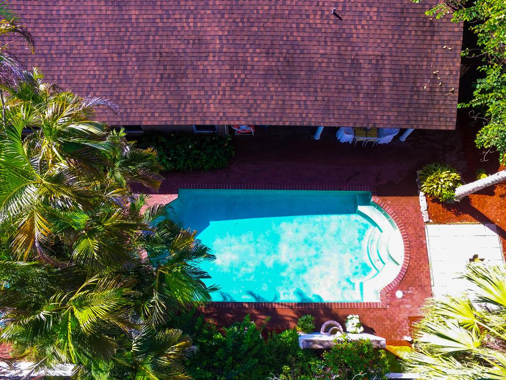 PINEWOOD EAST 2 OF WELLINGTON - Residential