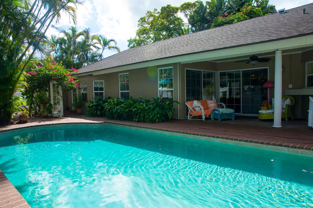 PINEWOOD EAST 2 OF WELLINGTON - Residential