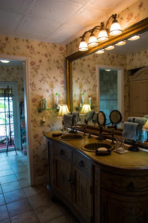 PINEWOOD EAST 2 OF WELLINGTON - Residential