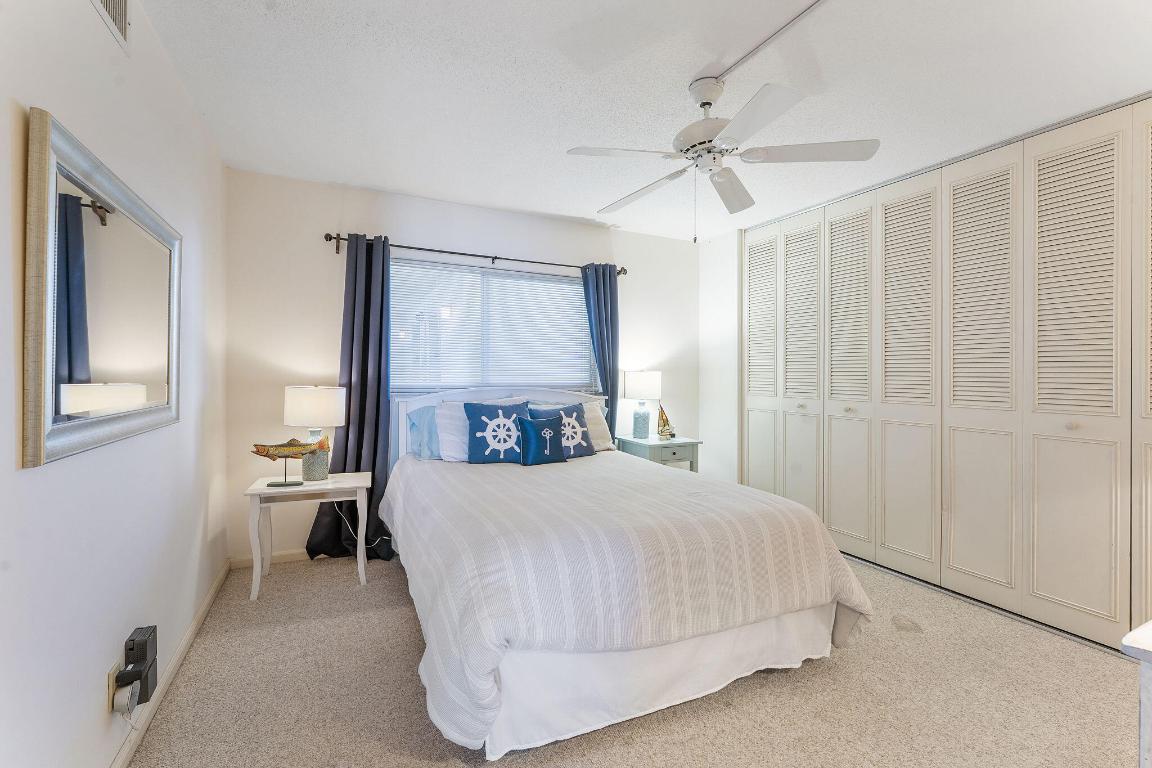 LAKE HARBOUR TOWERS CONDO - Residential