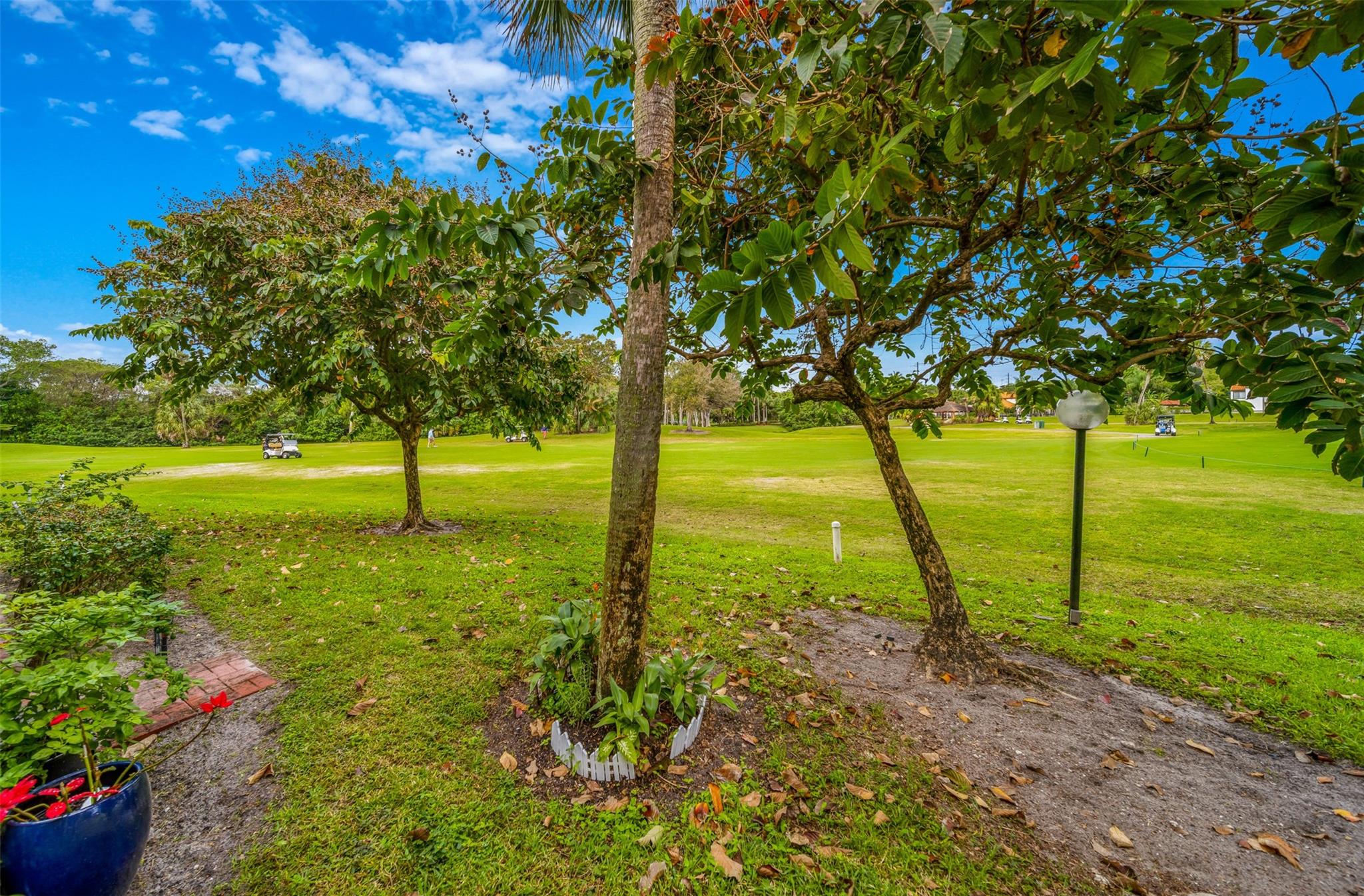 No 128 Palm-Aire Country - Residential Lease