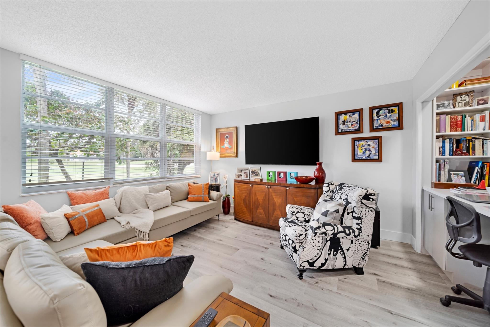 No 128 Palm-Aire Country - Residential Lease