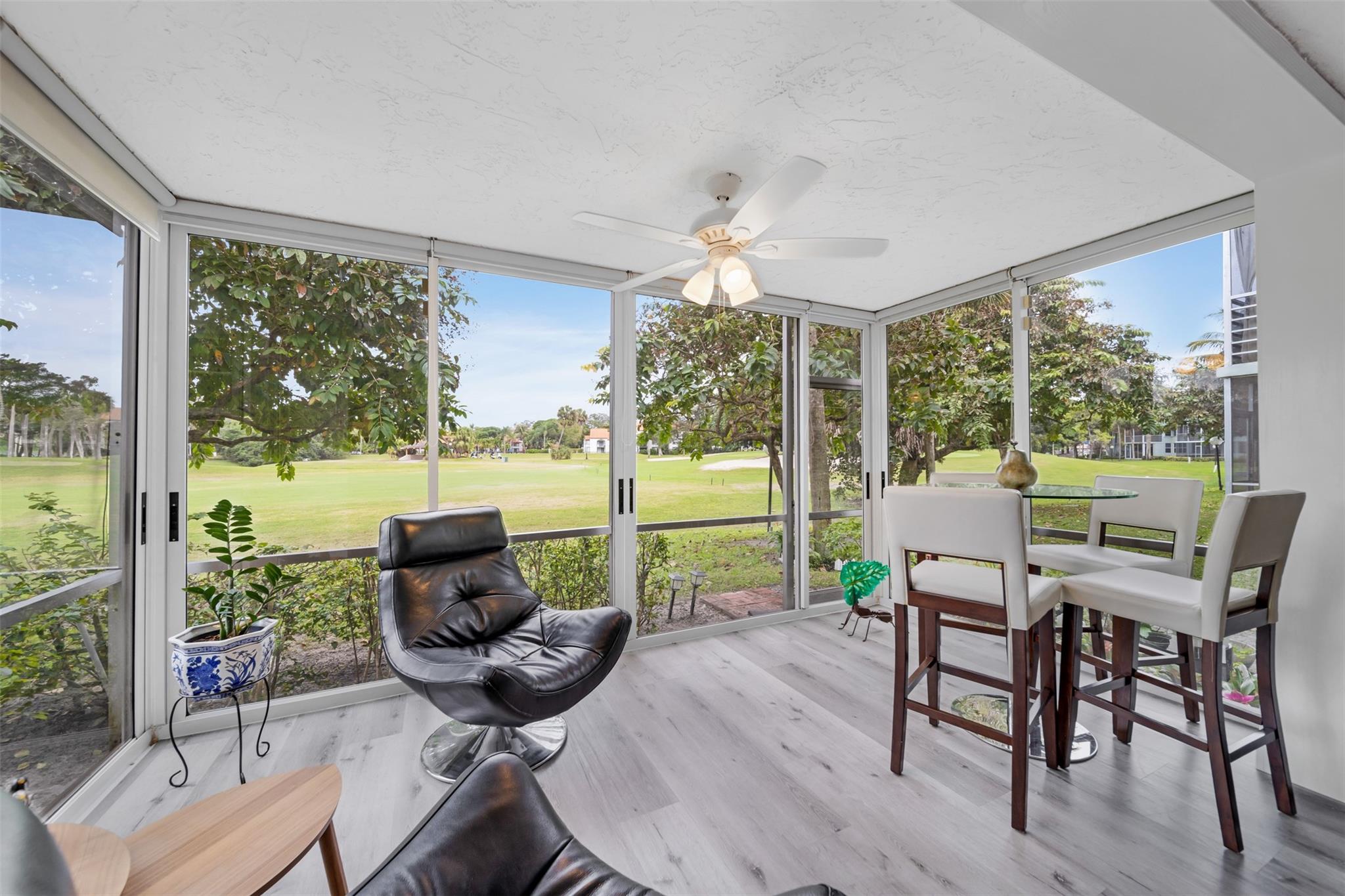 No 128 Palm-Aire Country - Residential Lease