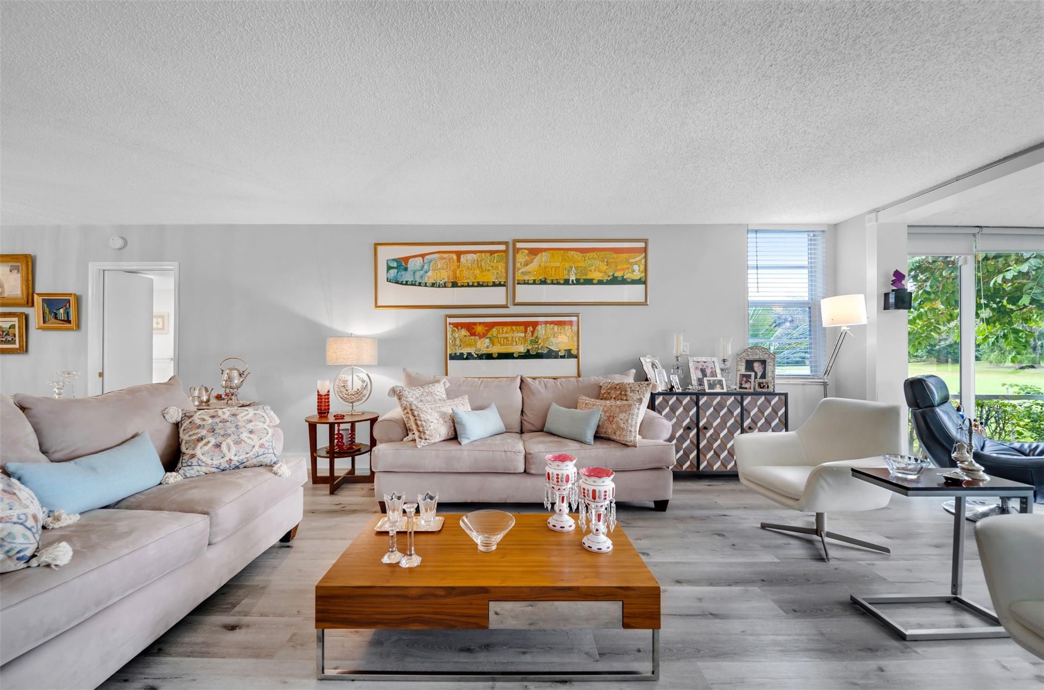 No 128 Palm-Aire Country - Residential Lease