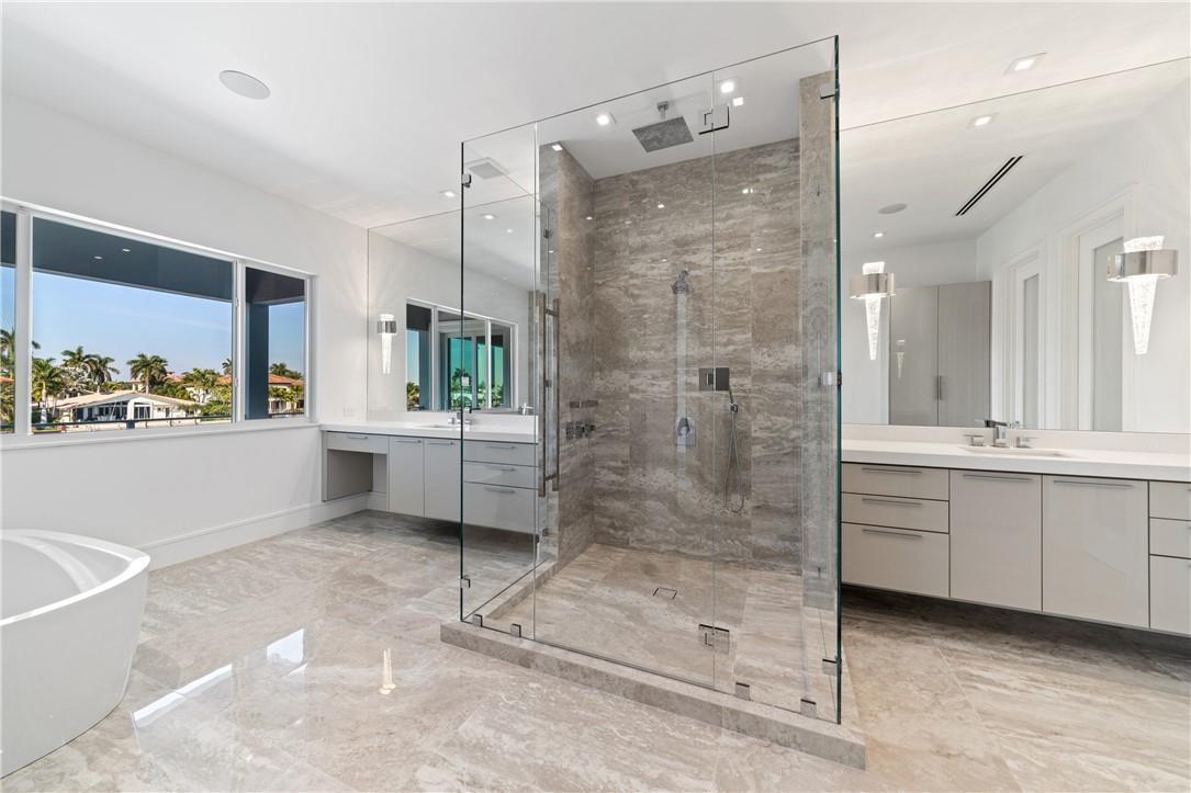 LAKE PLACID - Residential