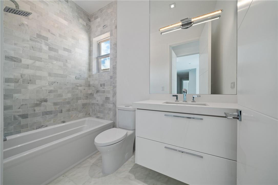 LAKE PLACID - Residential