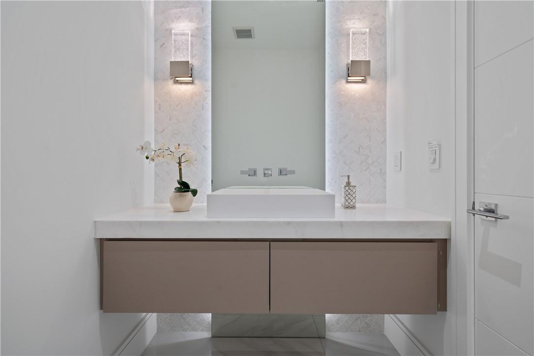 LAKE PLACID - Residential