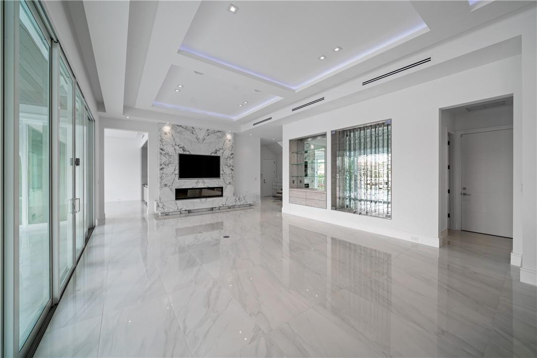 LAKE PLACID - Residential