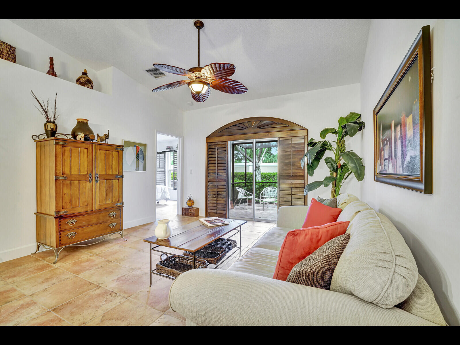TUSCANY BAY - Residential