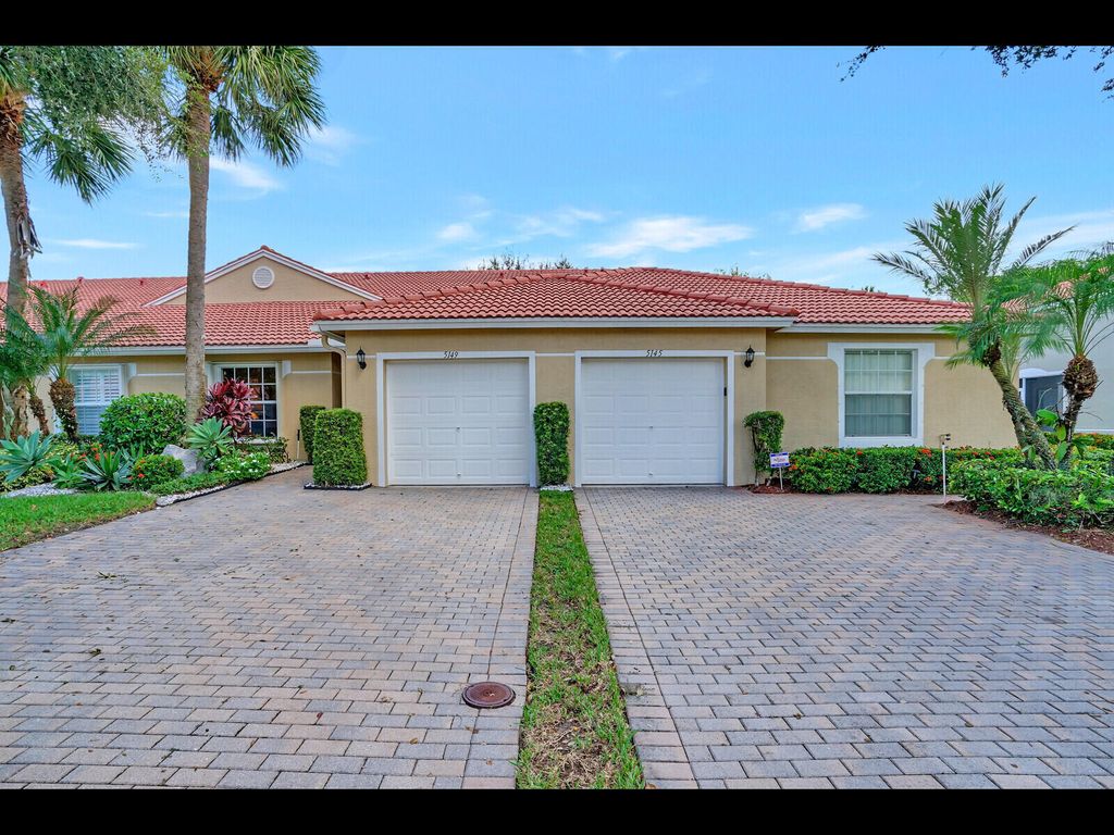 Photo of 5149 Toscana Trail, Boynton Beach, FL 33437 (MLS # B26029713)