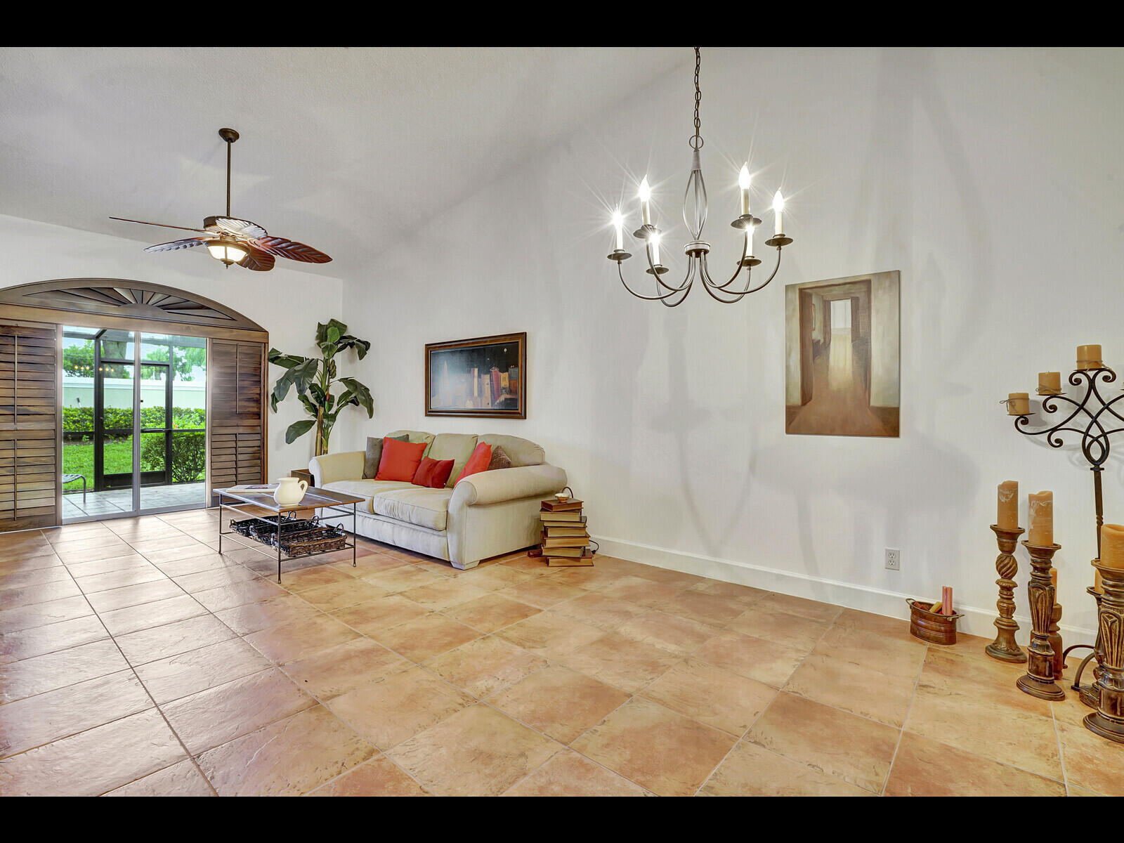 TUSCANY BAY - Residential
