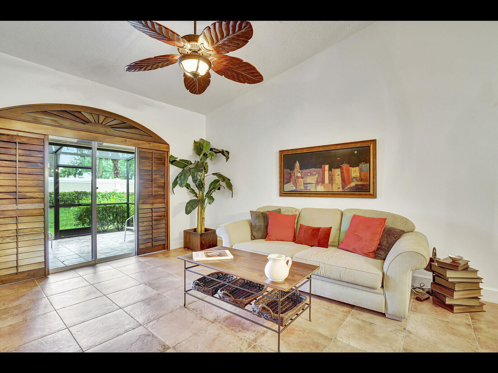 TUSCANY BAY - Residential