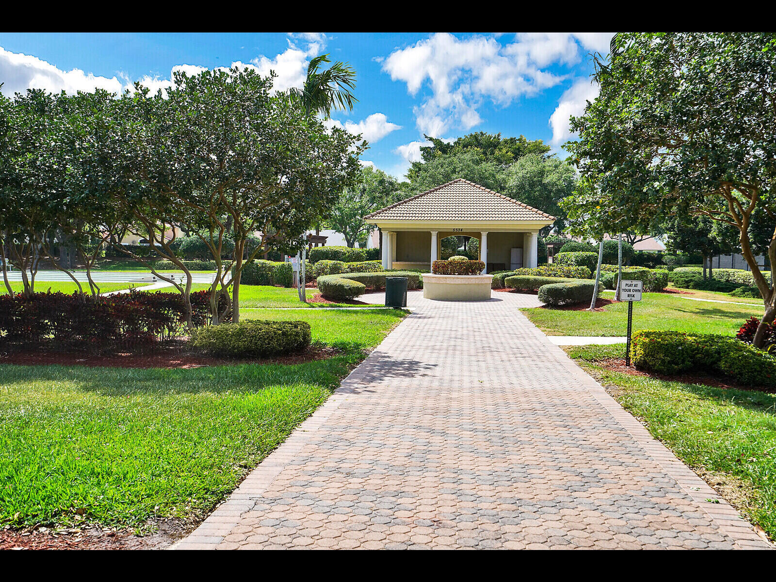 TUSCANY BAY - Residential