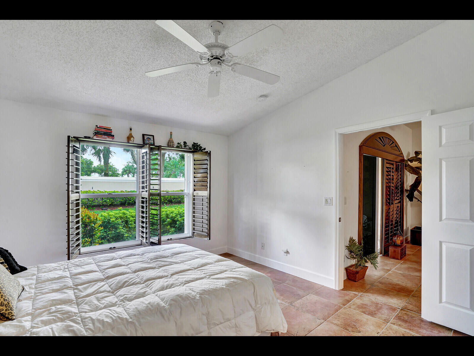TUSCANY BAY - Residential