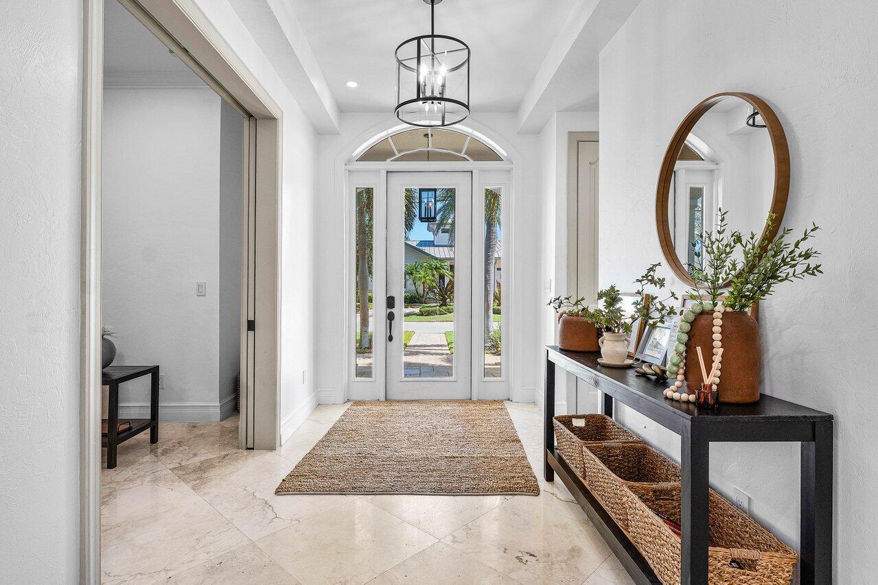 2606 Grace Drive, Fort Lauderdale, FL, 33316/$39,000 2 2606 Grace Drive