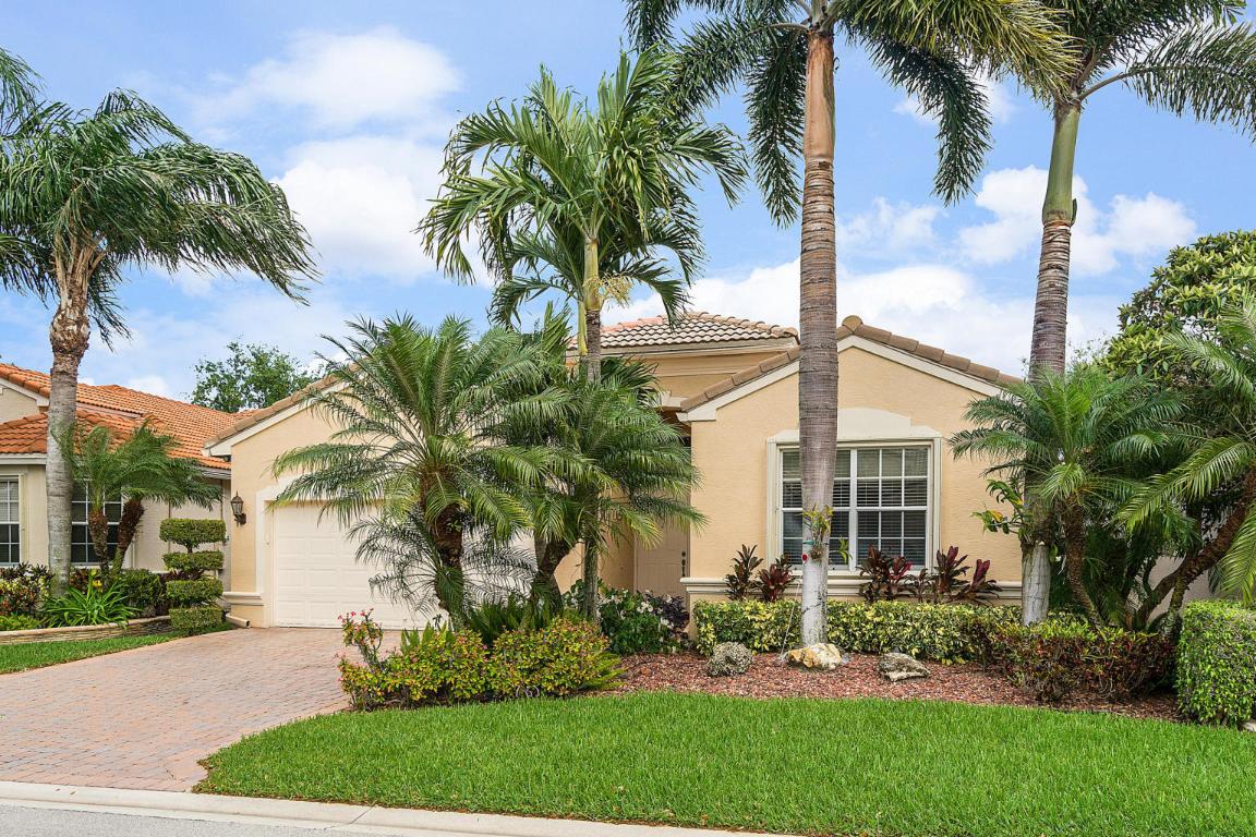 AVALON ESTATES - Residential Lease