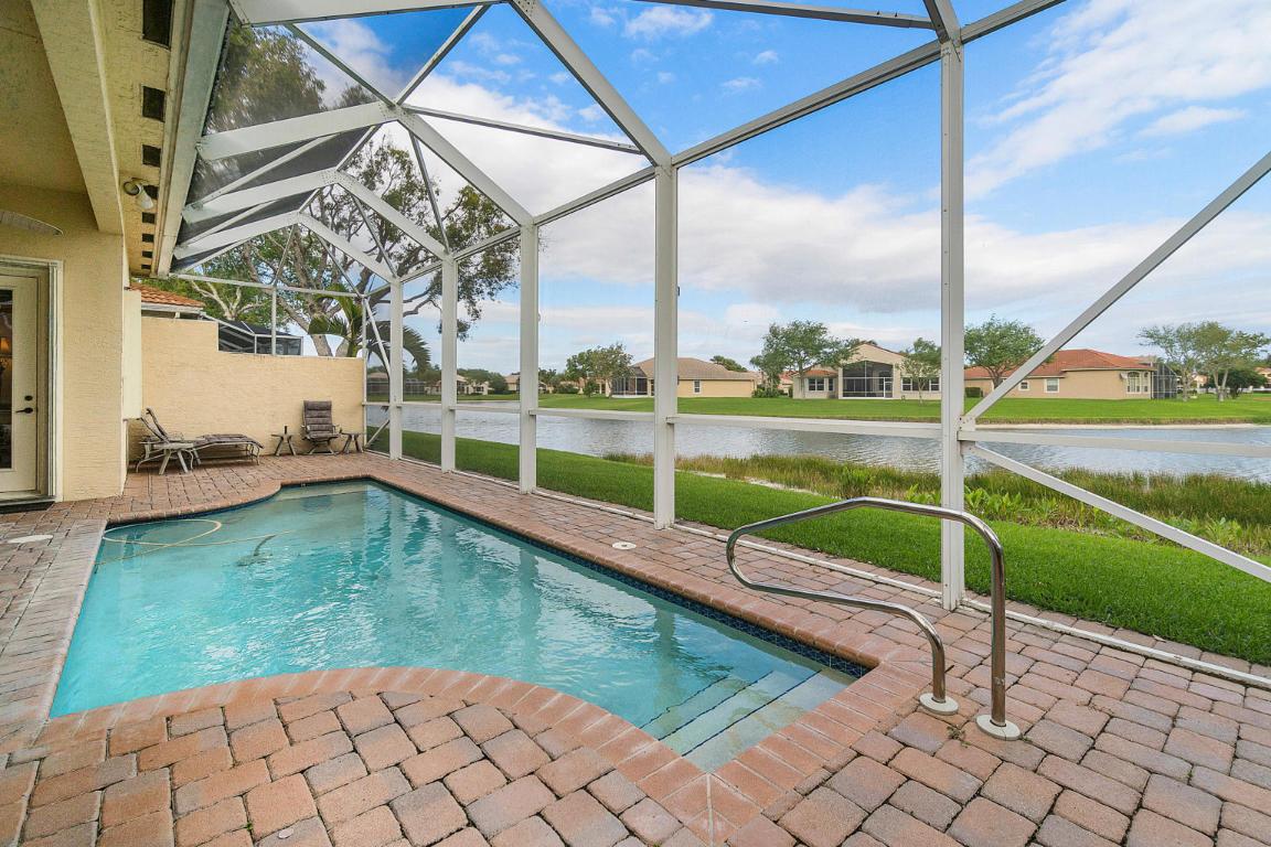 AVALON ESTATES - Residential Lease