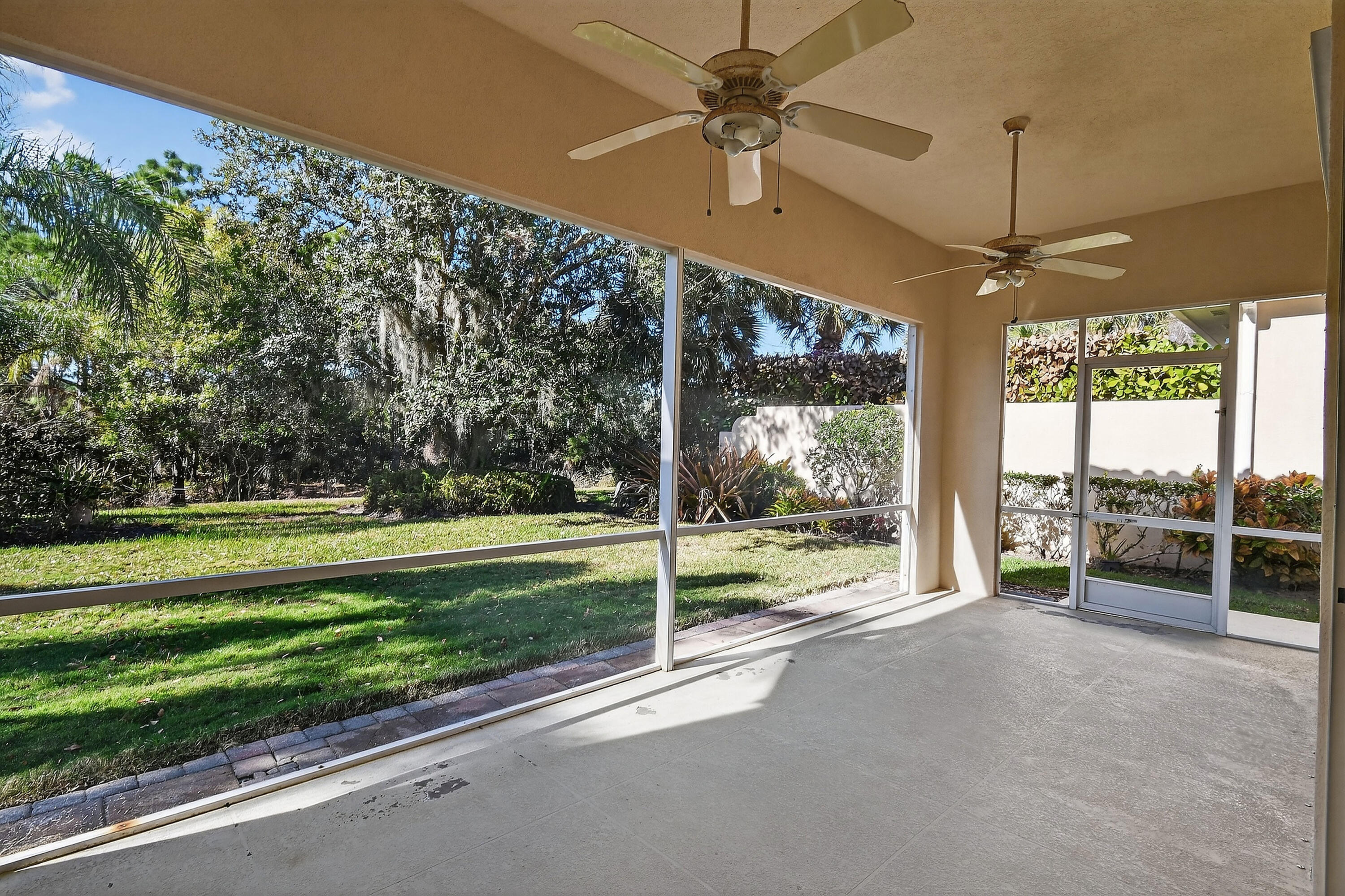 THE RETREAT - Residential