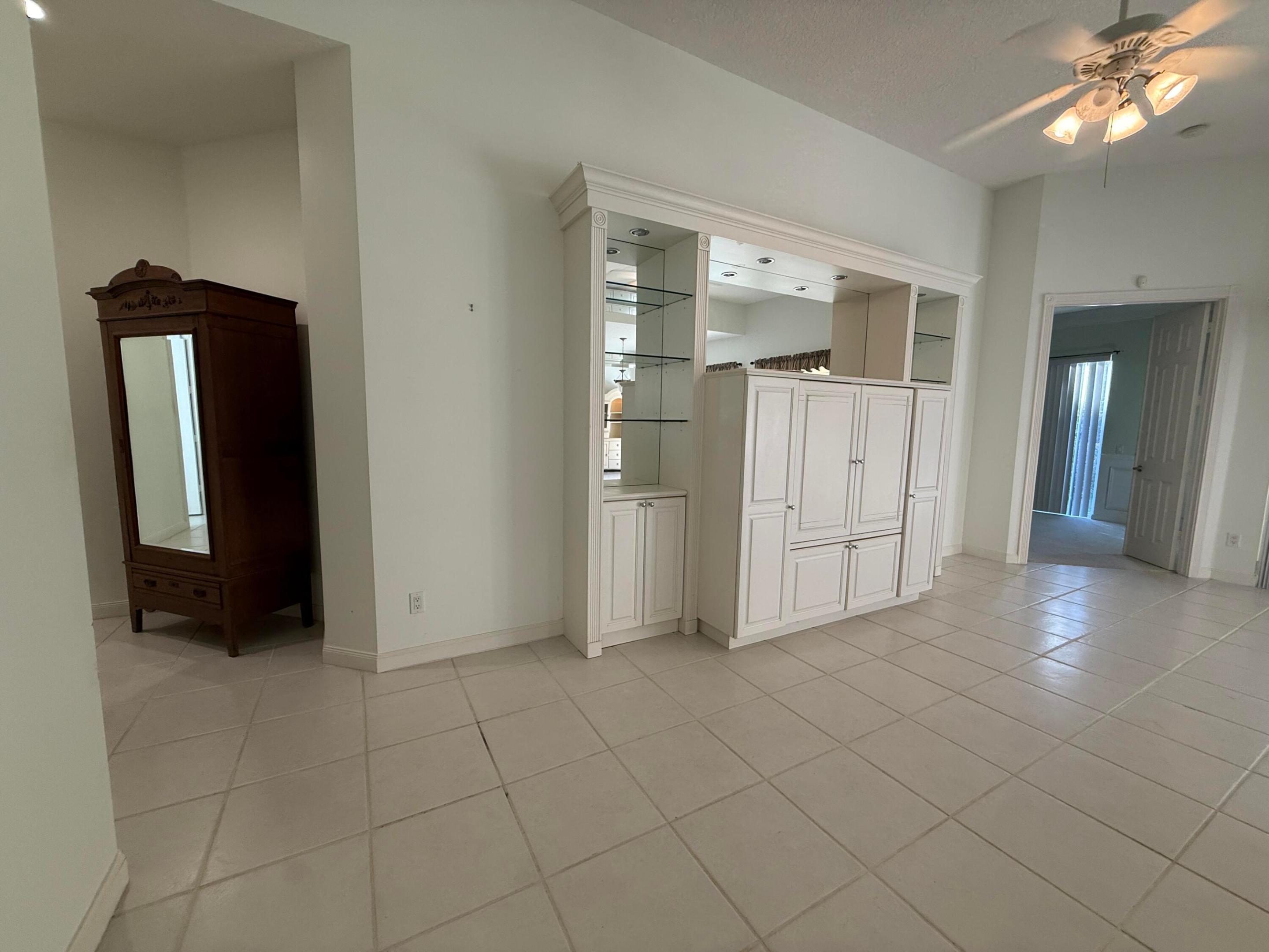 8892 SE Eldorado Way