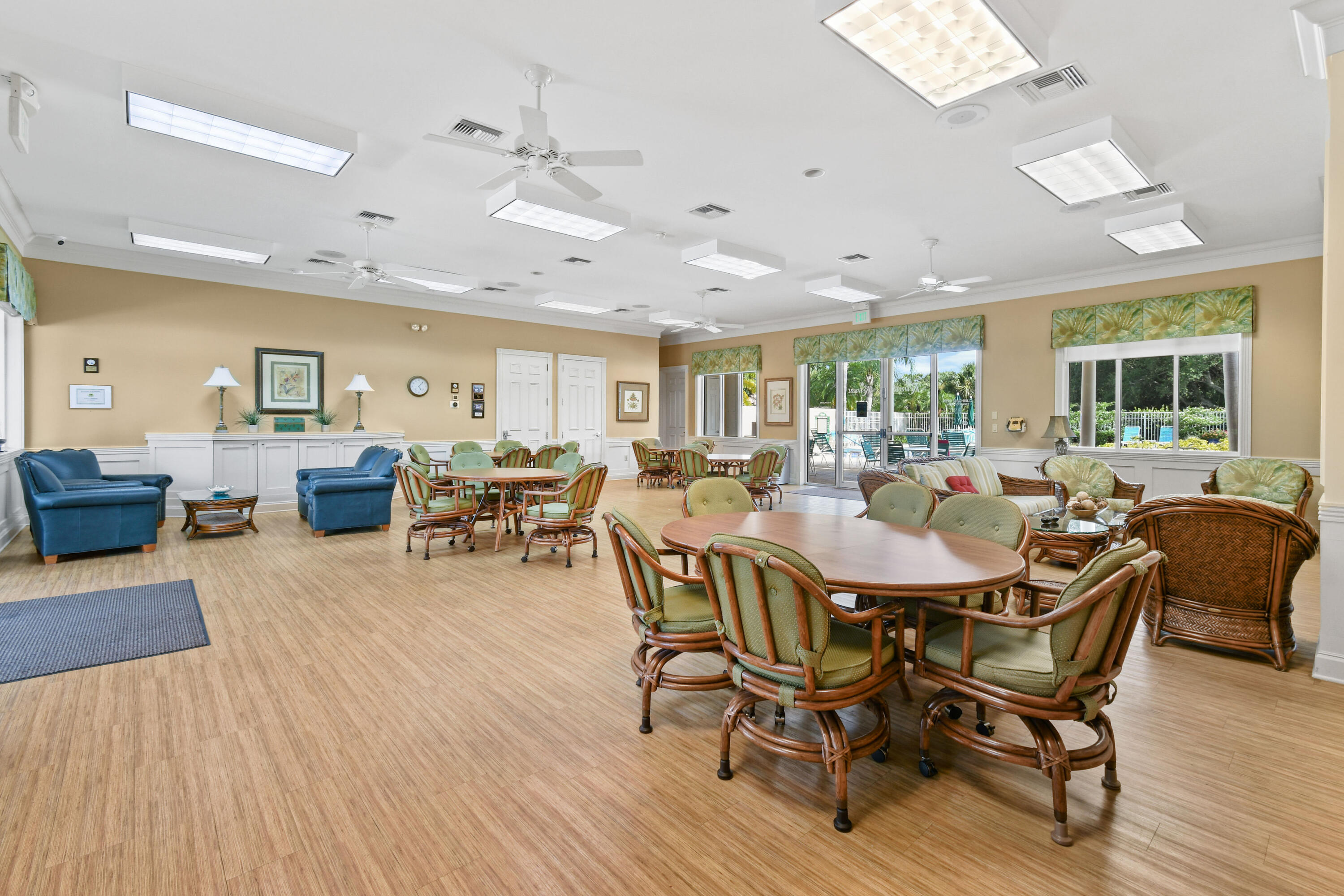 THE RETREAT - Residential