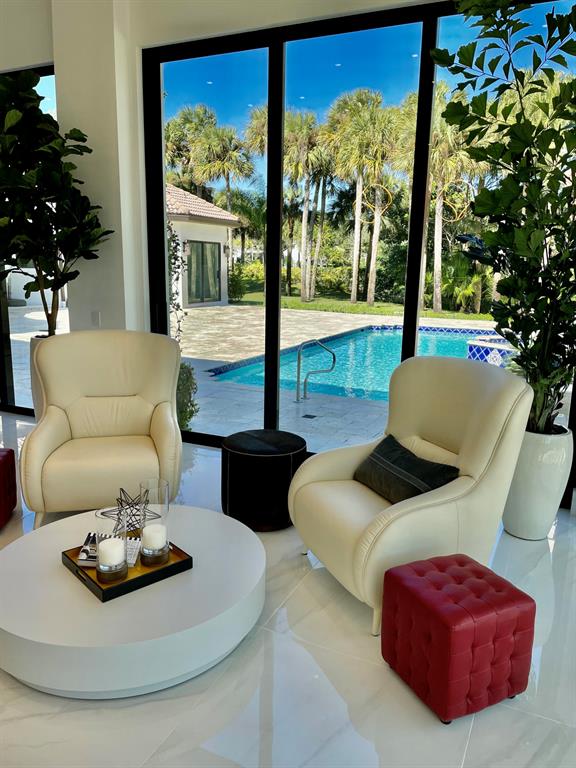 FOXE CHASE - Residential