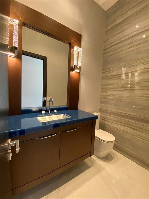 FOXE CHASE - Residential