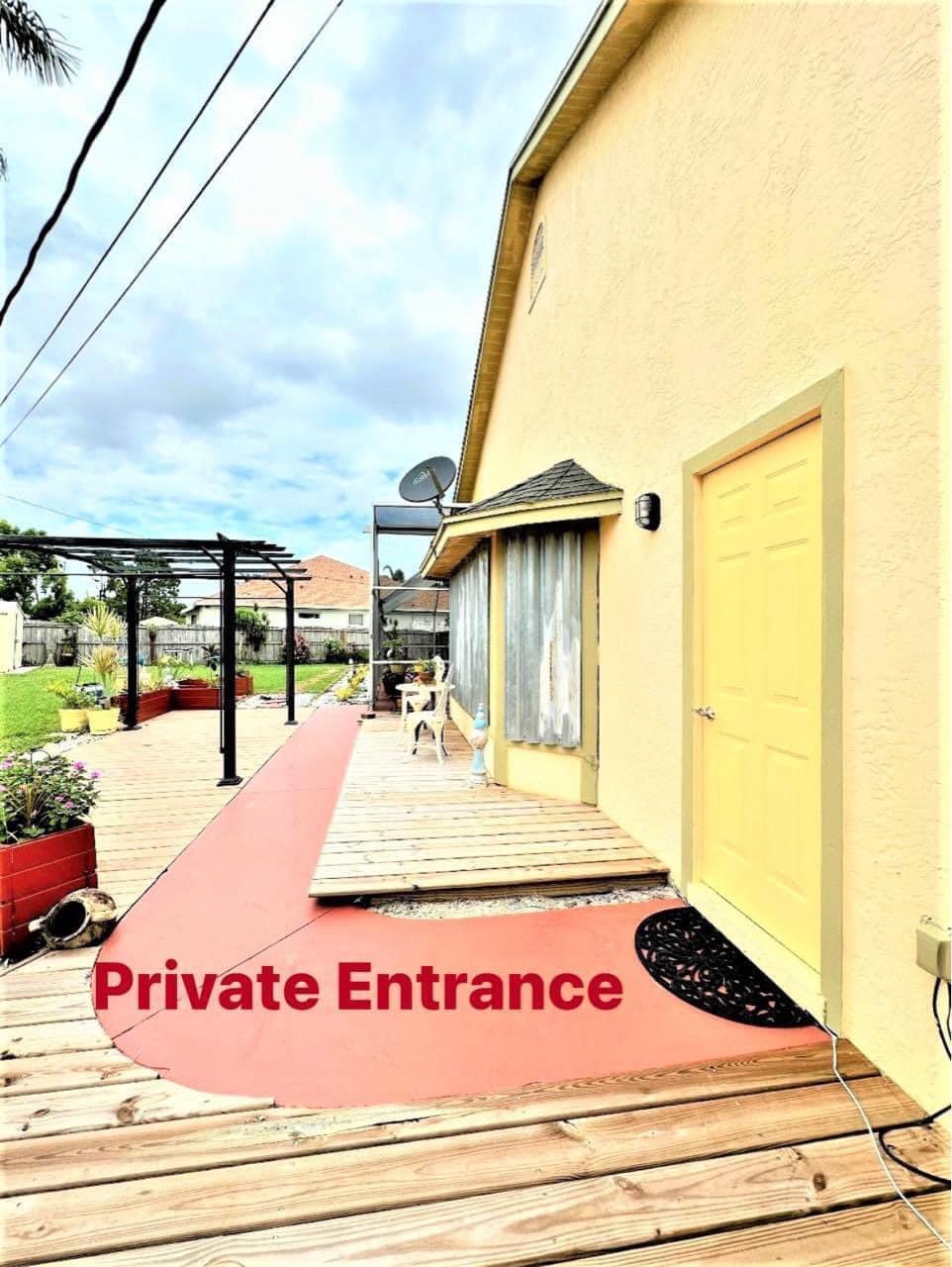 PORT ST LUCIE SECTION 39 - Residential Lease