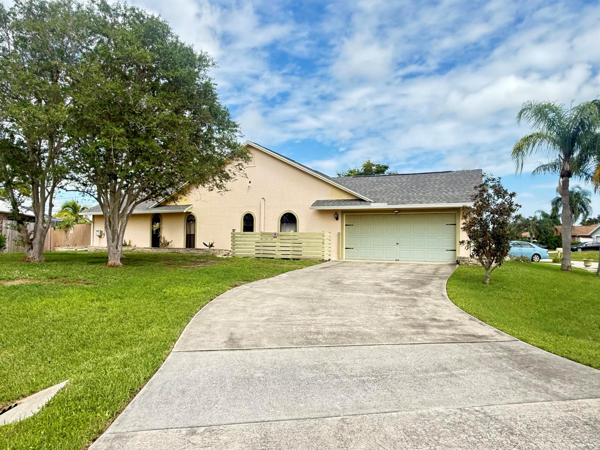 PORT ST LUCIE SECTION 39 - Residential Lease