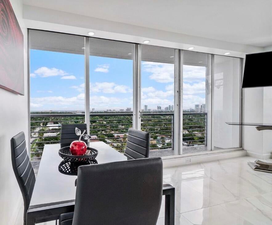 1720 Harrison Street 15a, Hollywood FL 33020