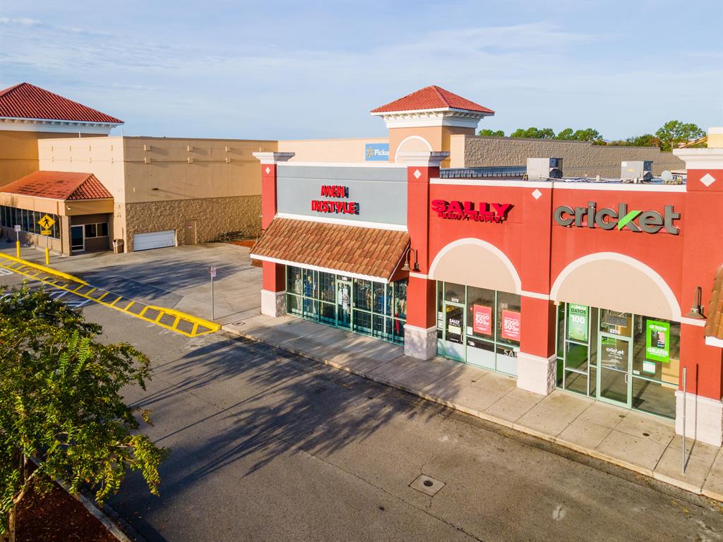 METRO STATION - Commercial Sale