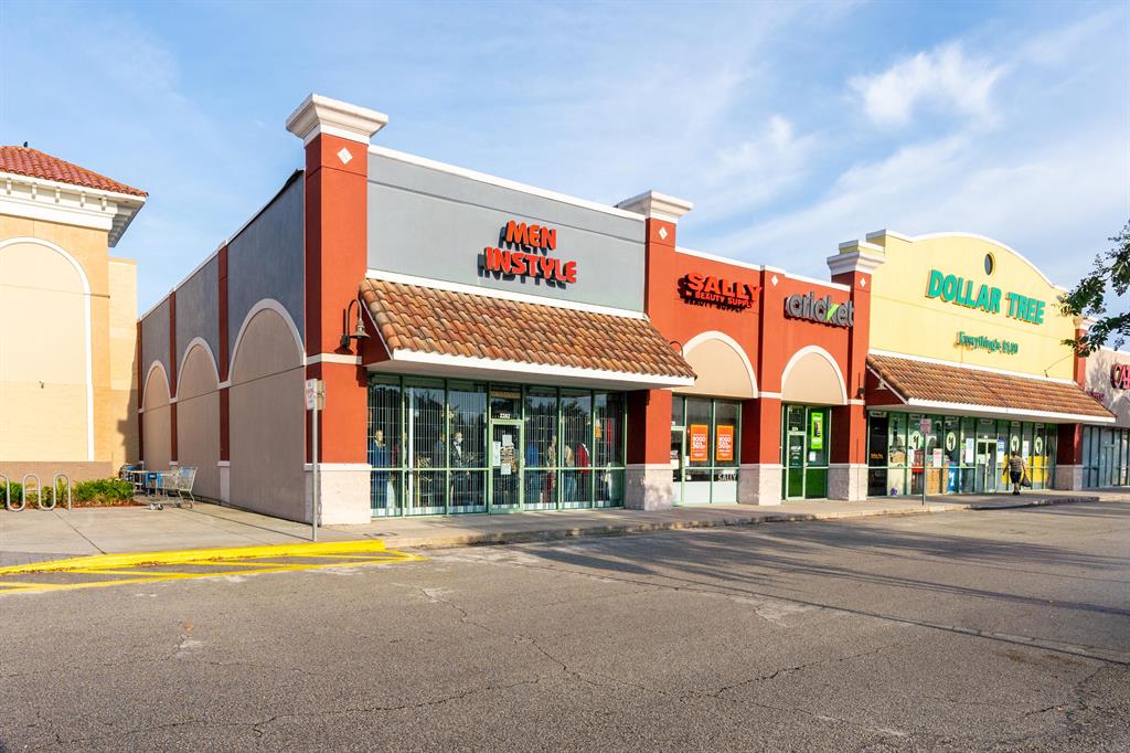 METRO STATION - Commercial Sale