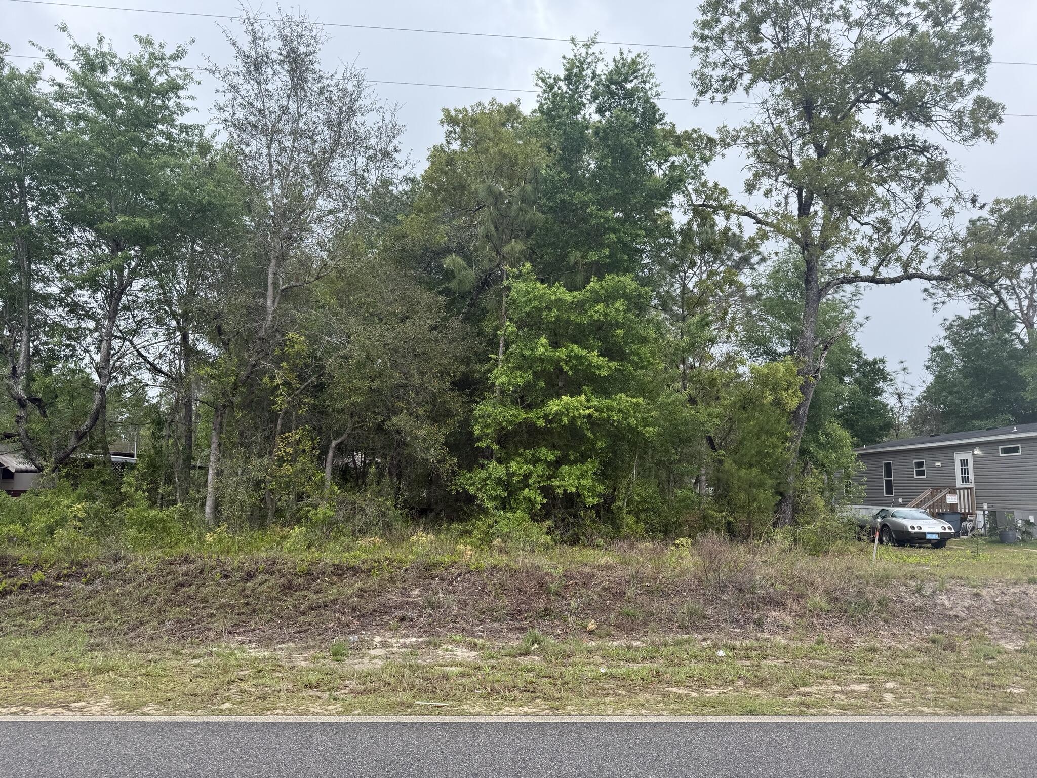 INTERLACHEN LAKES ESTATES - Land
