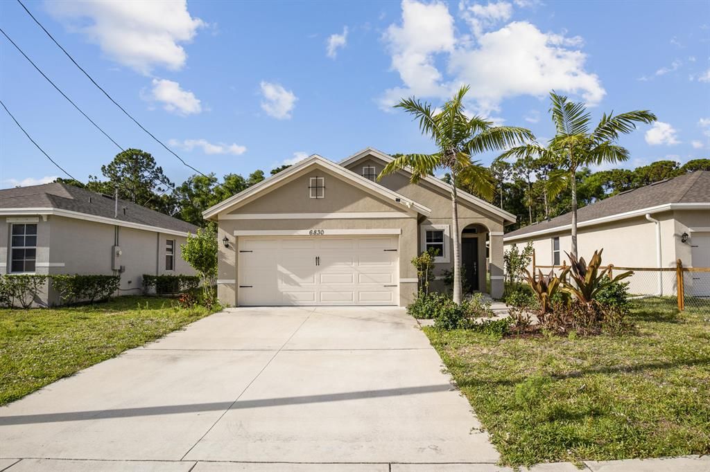 Photo of 6830 Mitchell Street St, Jupiter, FL 33458 (MLS # R10723815)